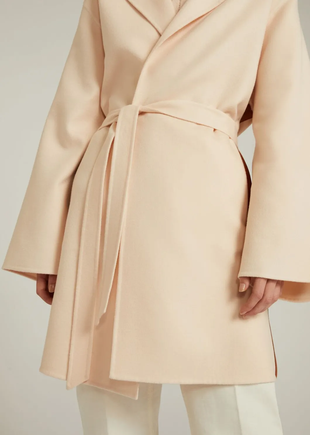 Fashion Artur Coat Woman Coats & Capes