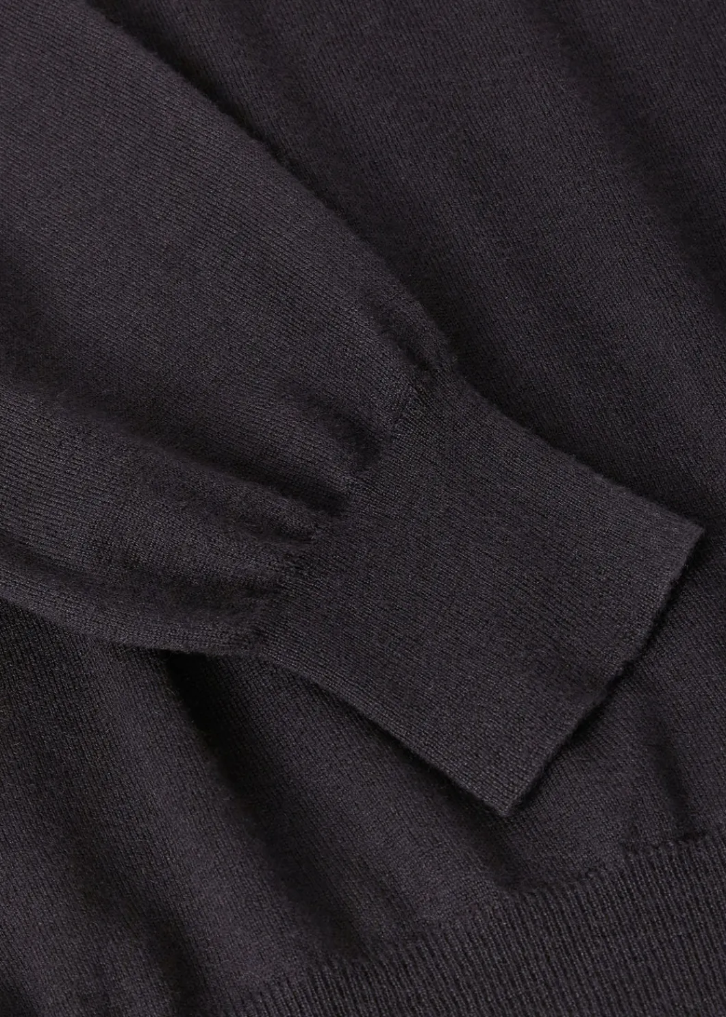New Cash Light V Neck Man Knitwear