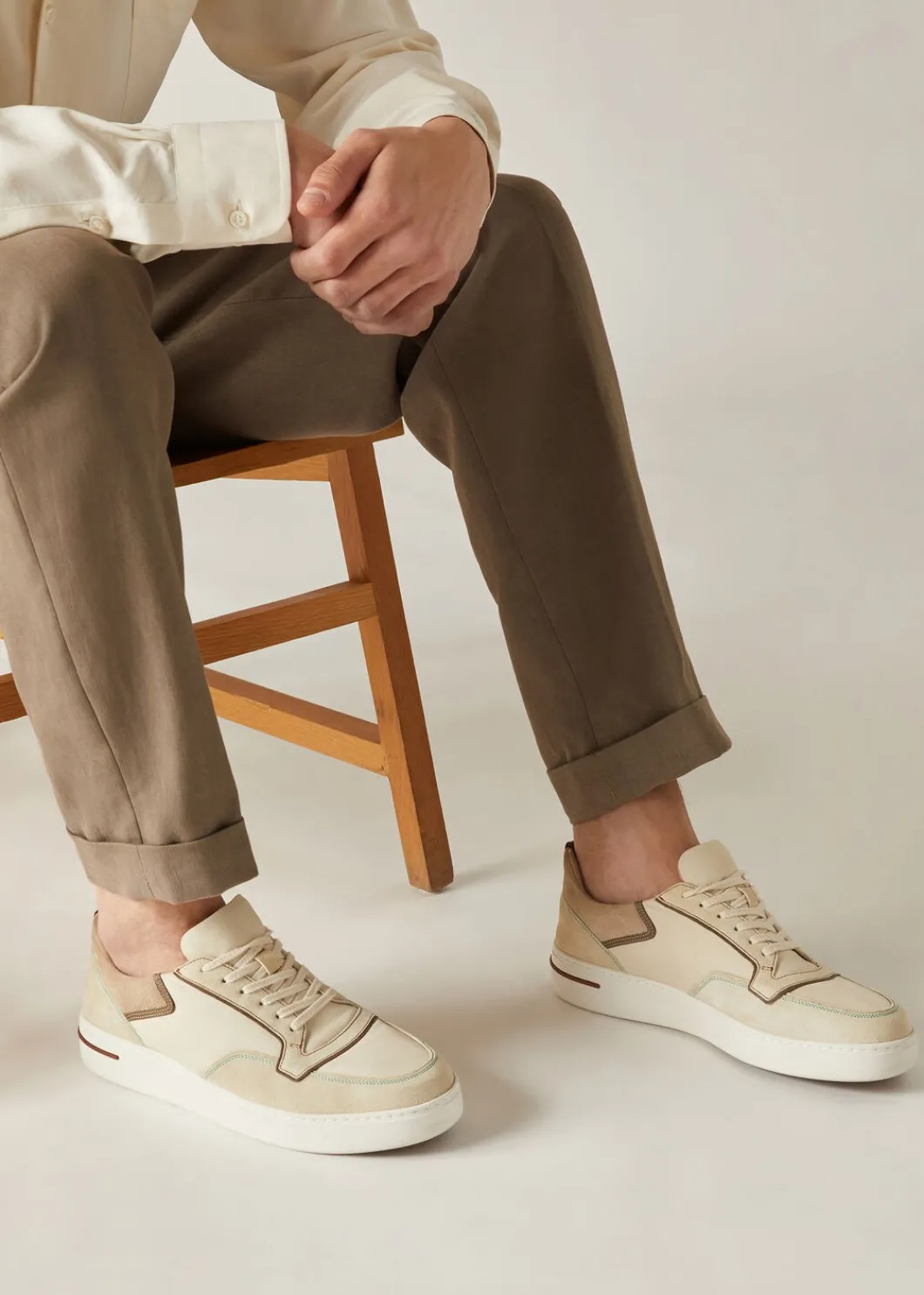 New City Two Pinces Pants Man Trousers & Bermudas
