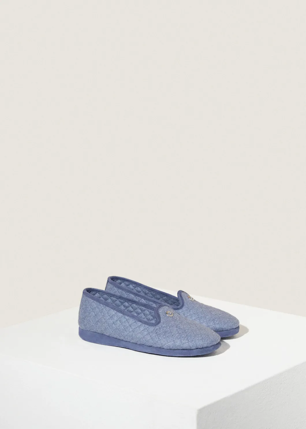 Flash Sale Classic Slippers Woman For Her