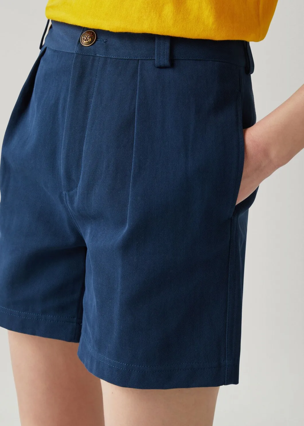 Flash Sale Gotan Bermuda Shorts Woman Trousers & Shorts