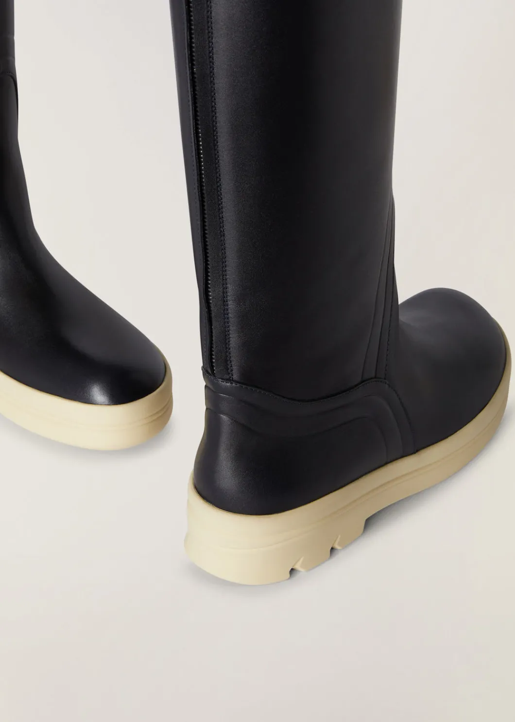 Fashion Lakeside Boots Woman Boots And Ankle Boots