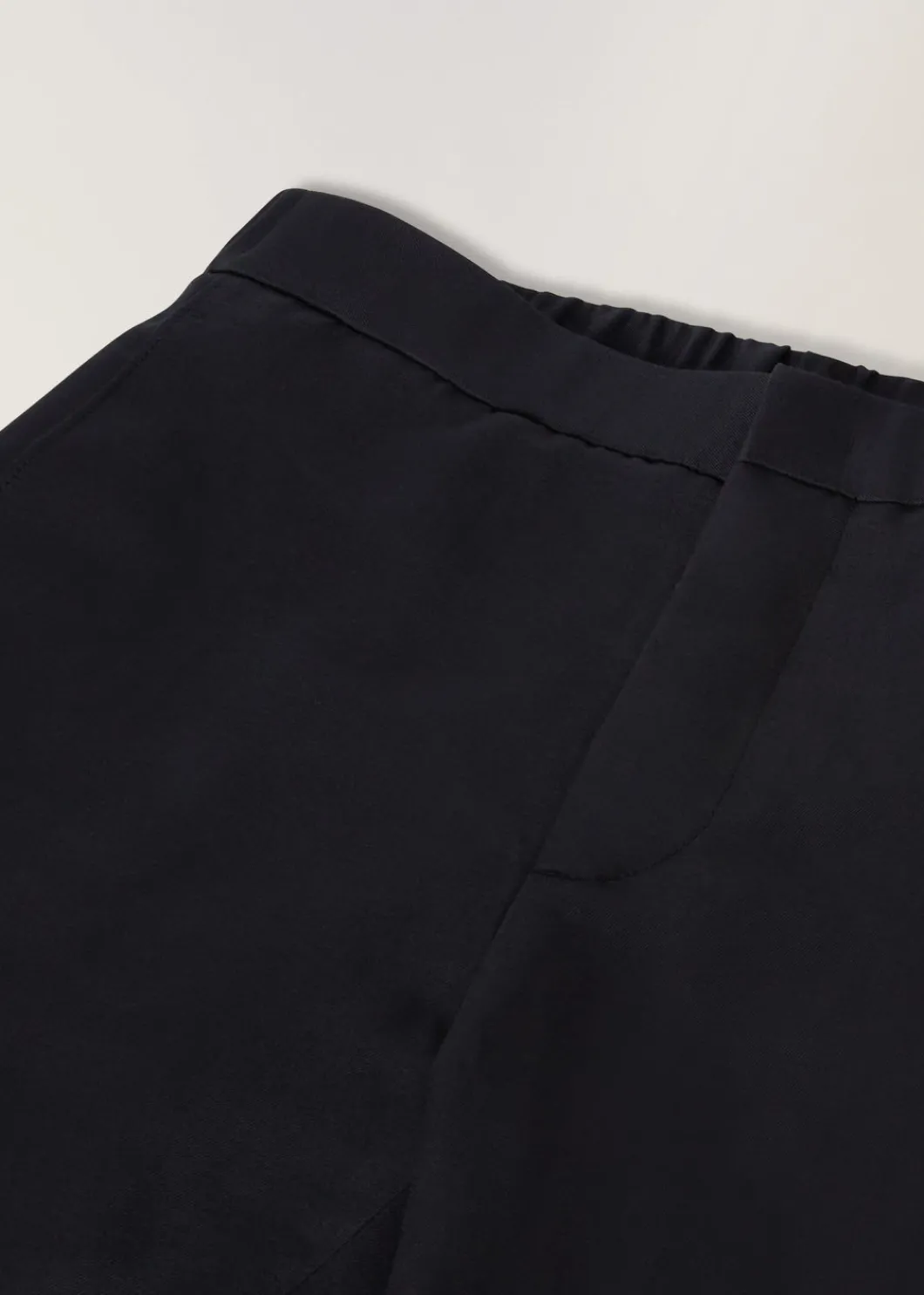 Outlet Leisure City Trousers Man Trousers & Bermudas