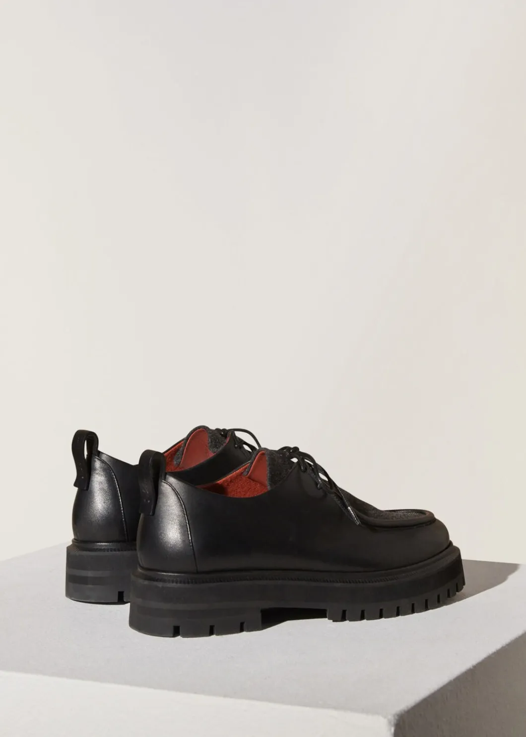 Store Lomond Lace-Up Shoes Woman Loafers