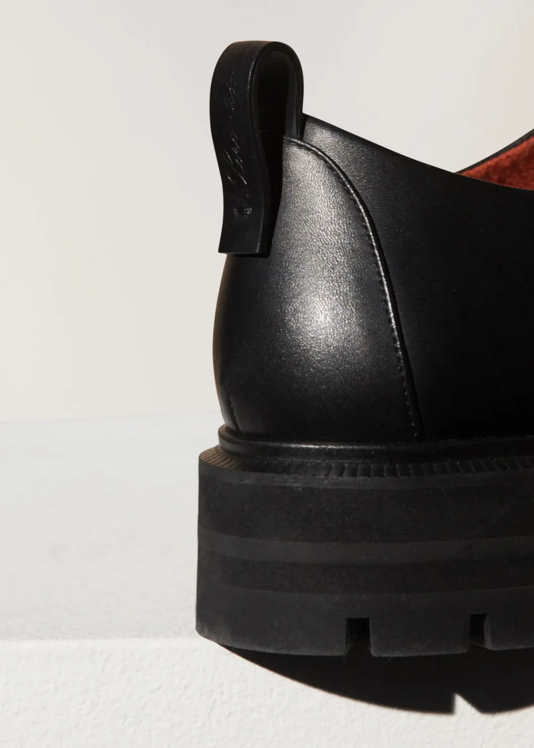 Store Lomond Lace-Up Shoes Woman Loafers
