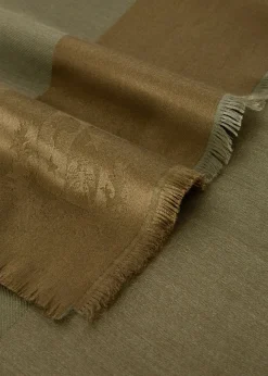 Flash Sale Lp Crest Stole Woman Stoles