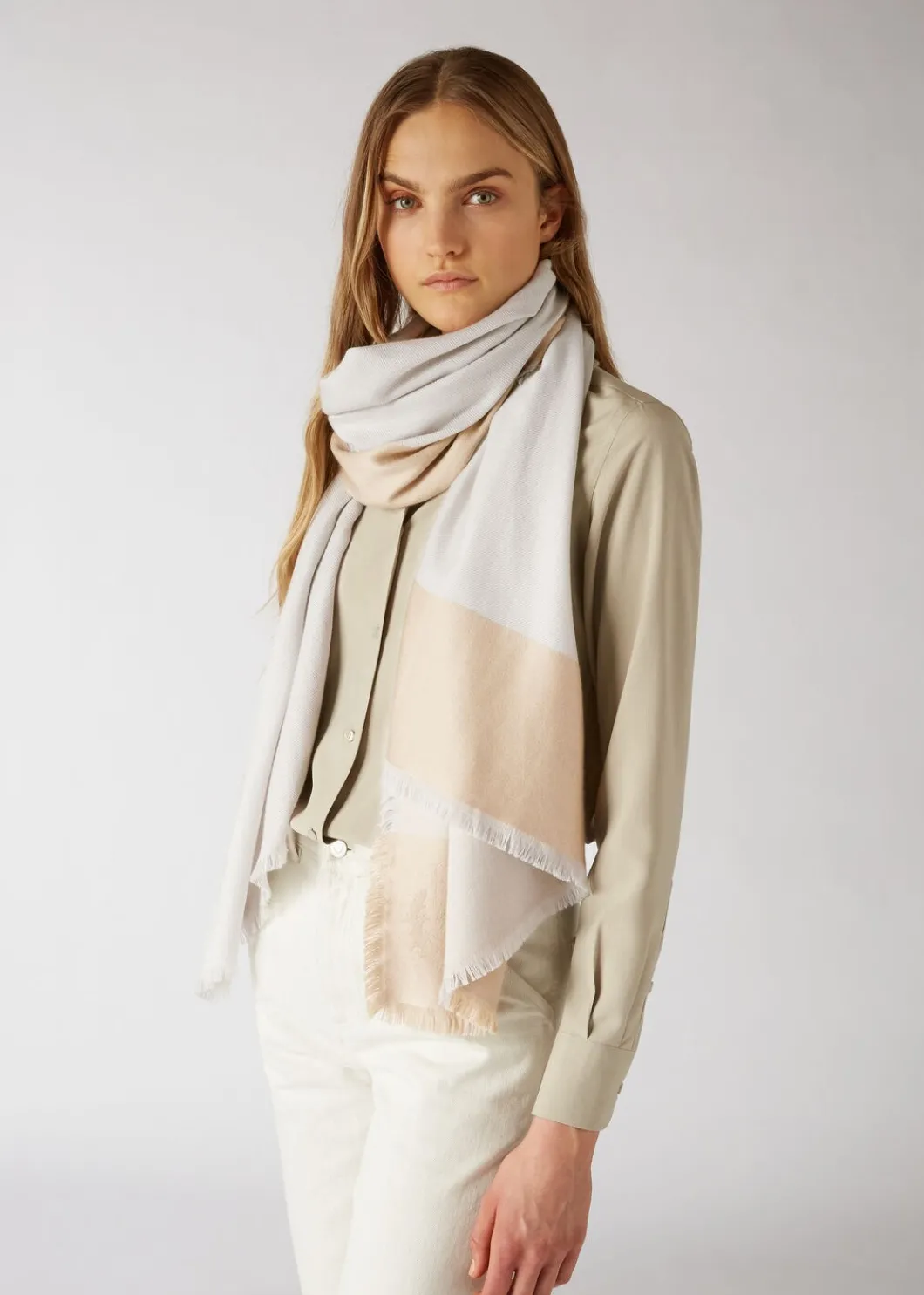 Hot Lp Crest Stole Woman Stoles