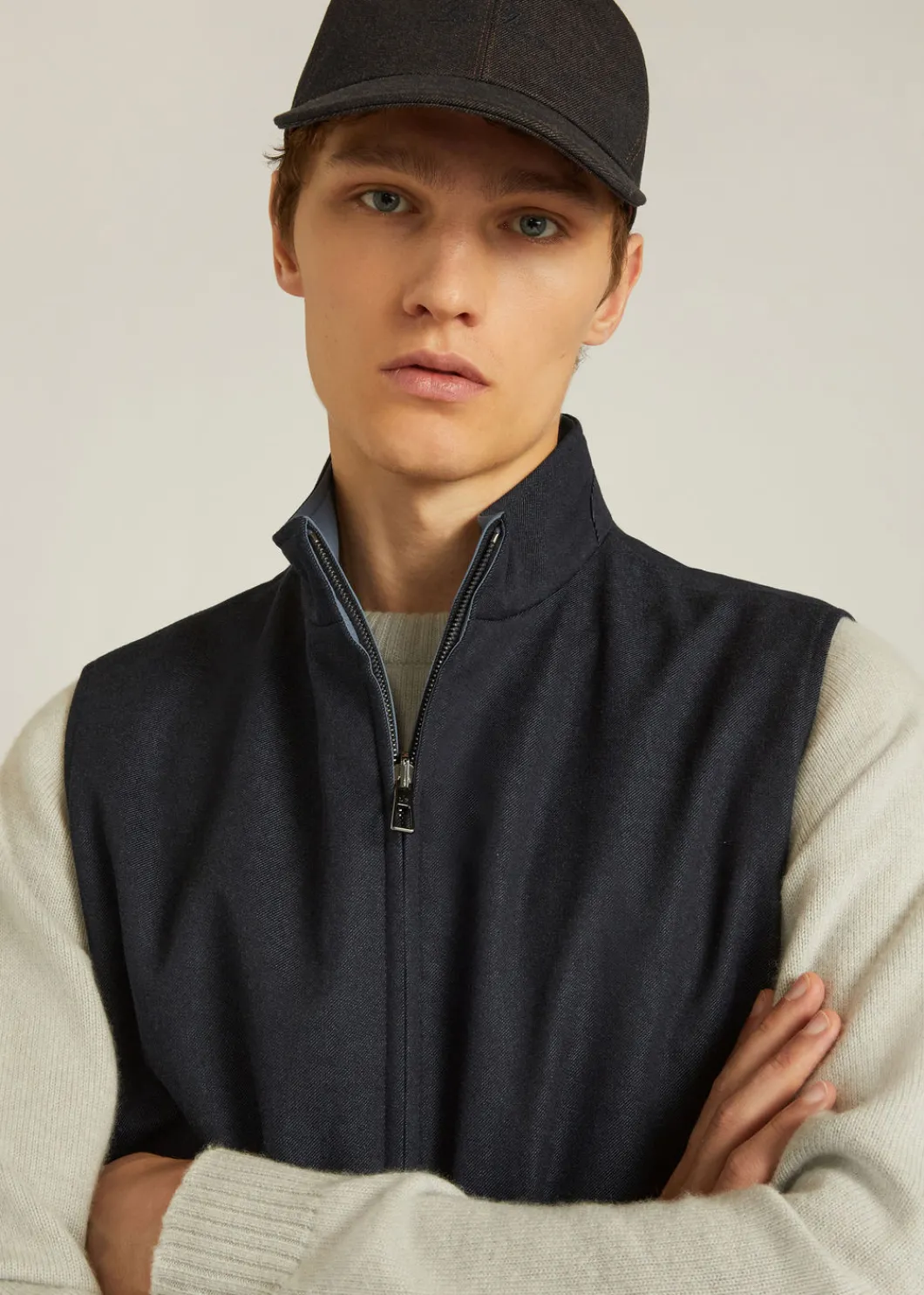 New Marlin Vest Man Vests