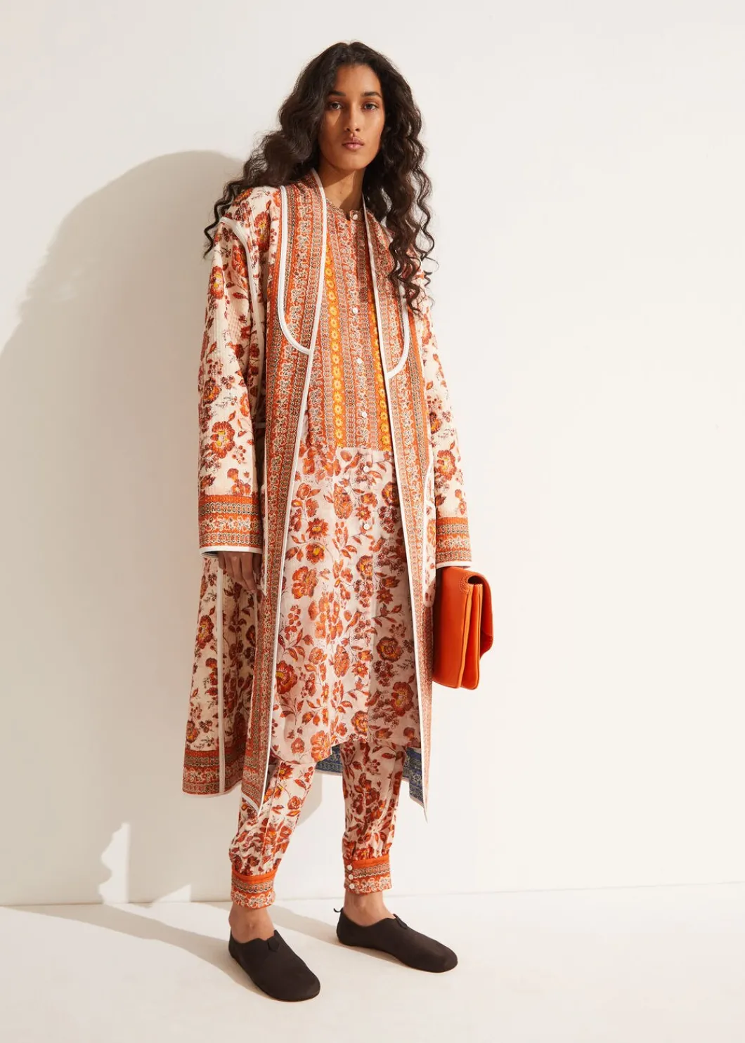Store Mila Dress Woman Dresses