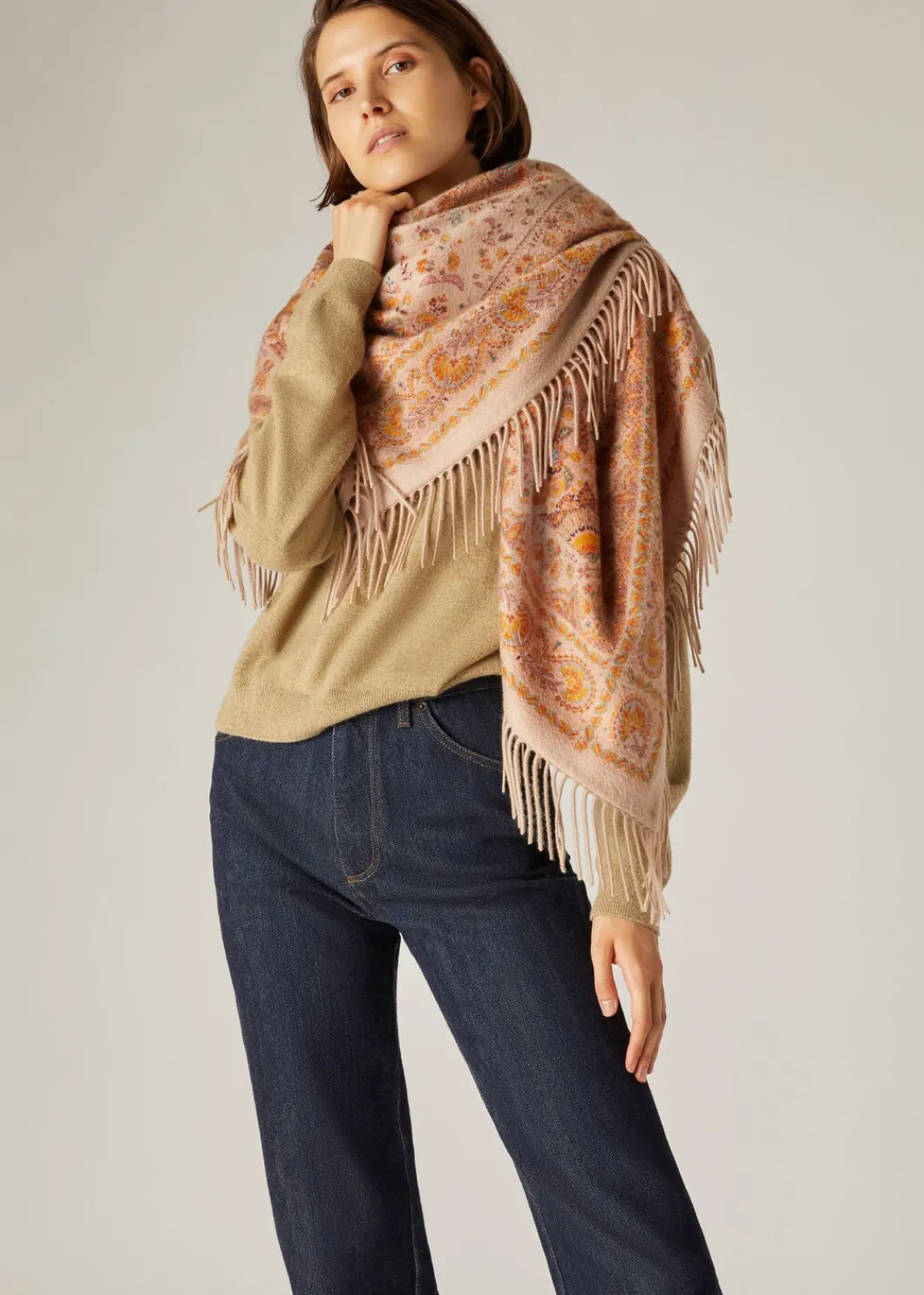 Online Moon Shawl Woman Stoles