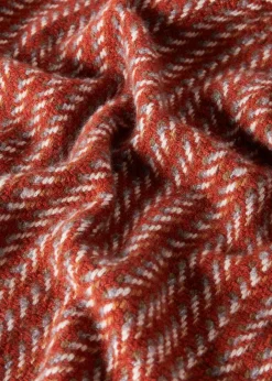 Clearance Queens Blanket Blankets