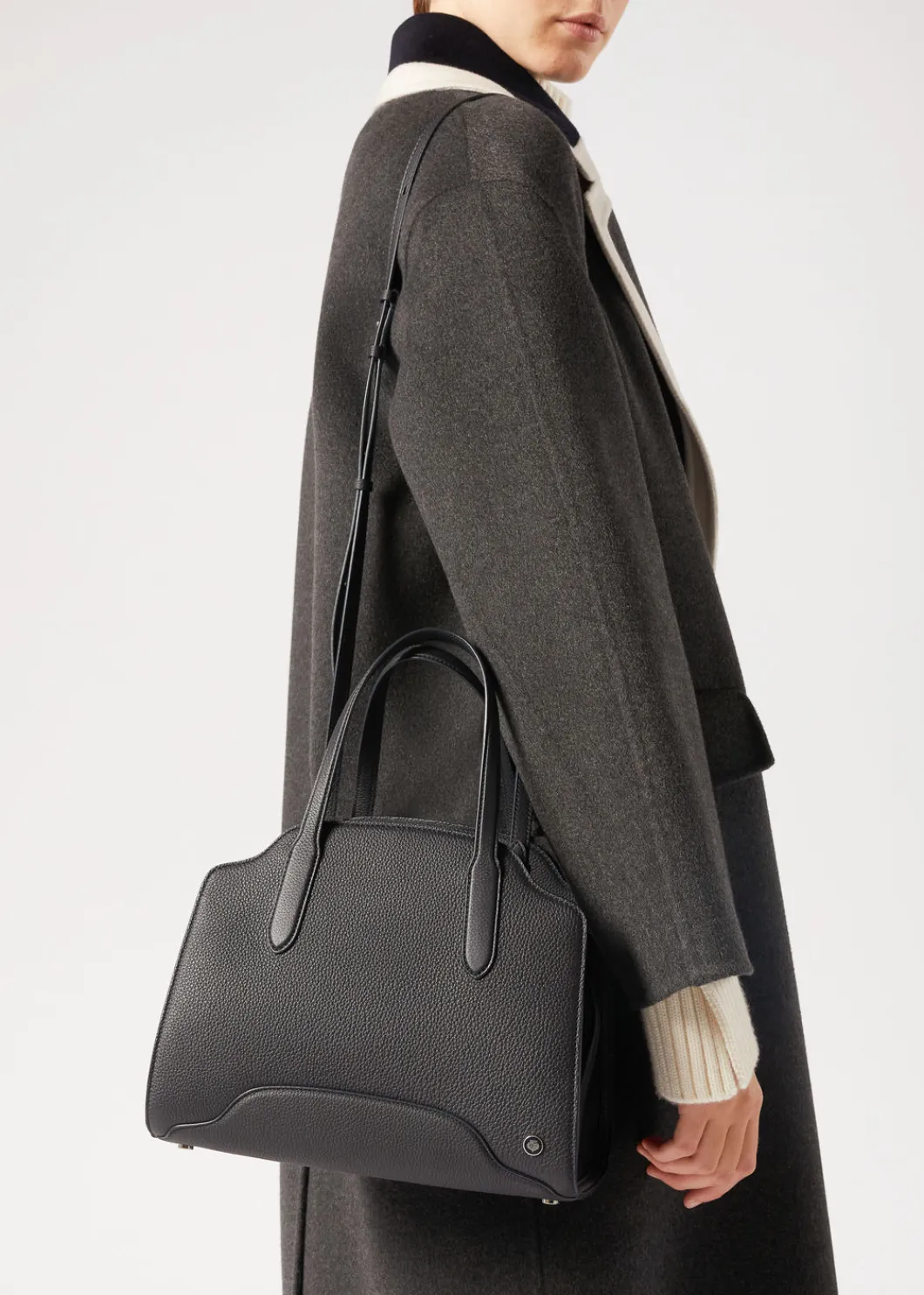 New Sesia Bag M Woman Top Handle And Totes