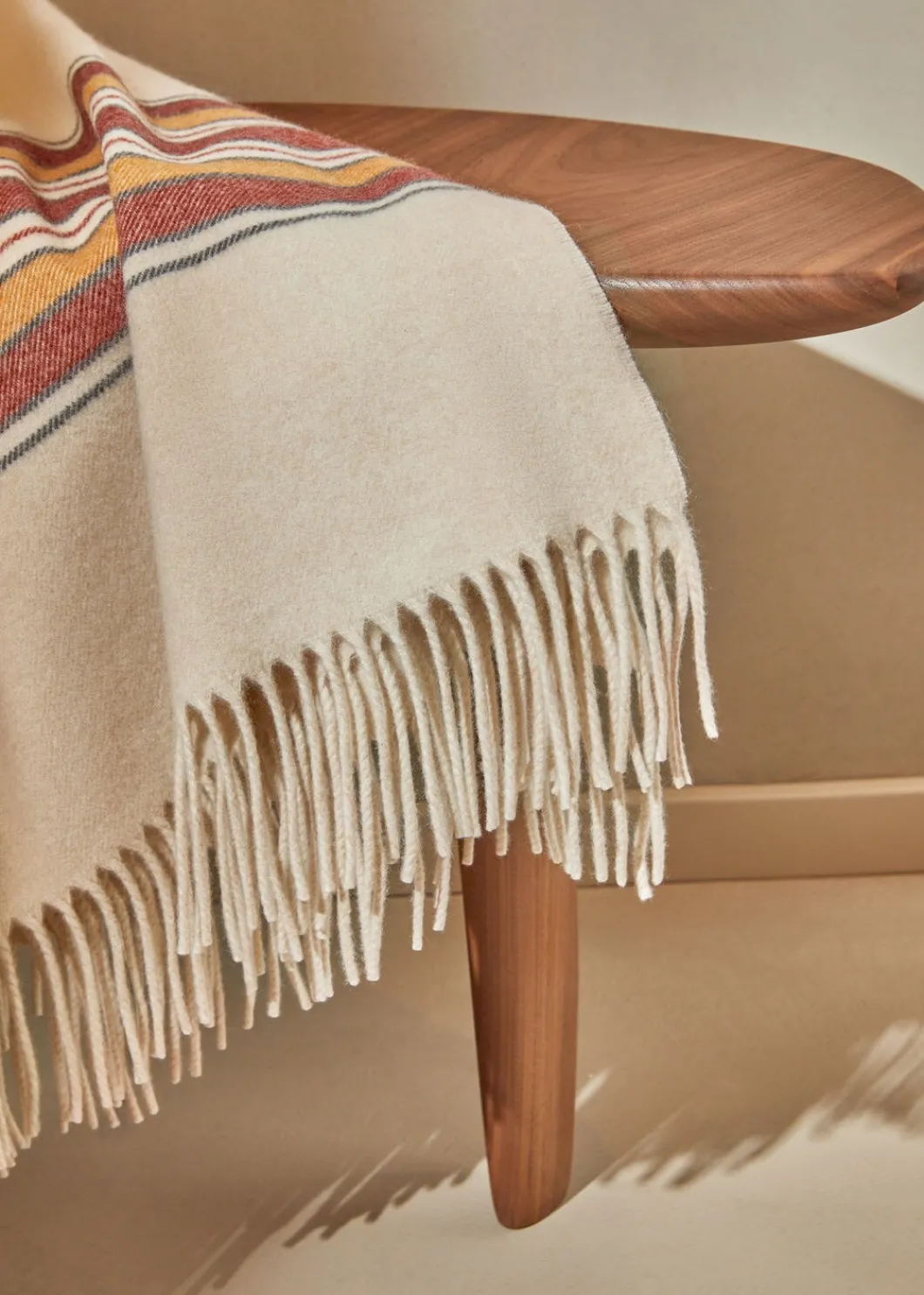 Best Sale The Suitcase Stripe Blanket Blankets