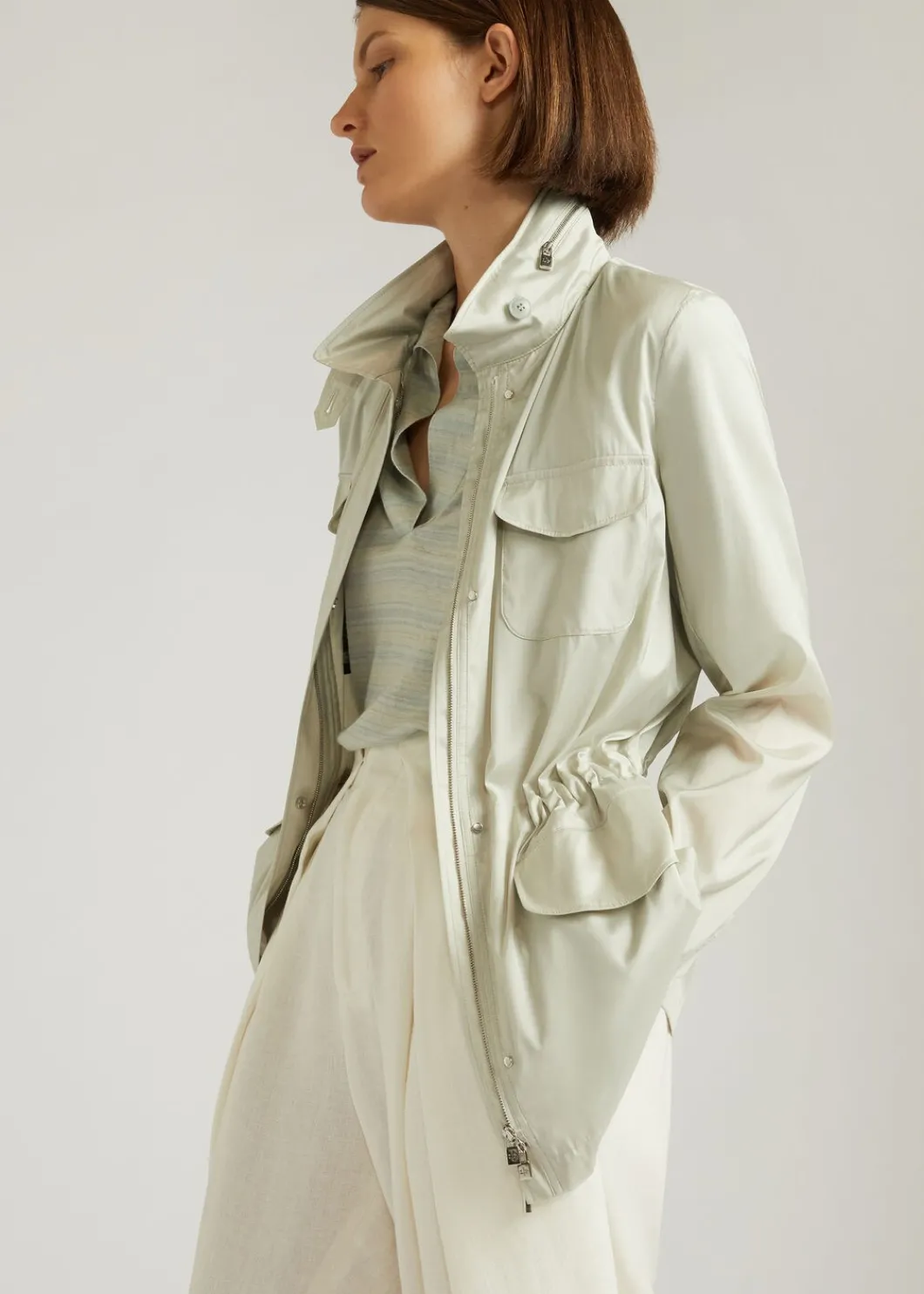 Discount Traveller Jacket Woman Jackets & Gilets