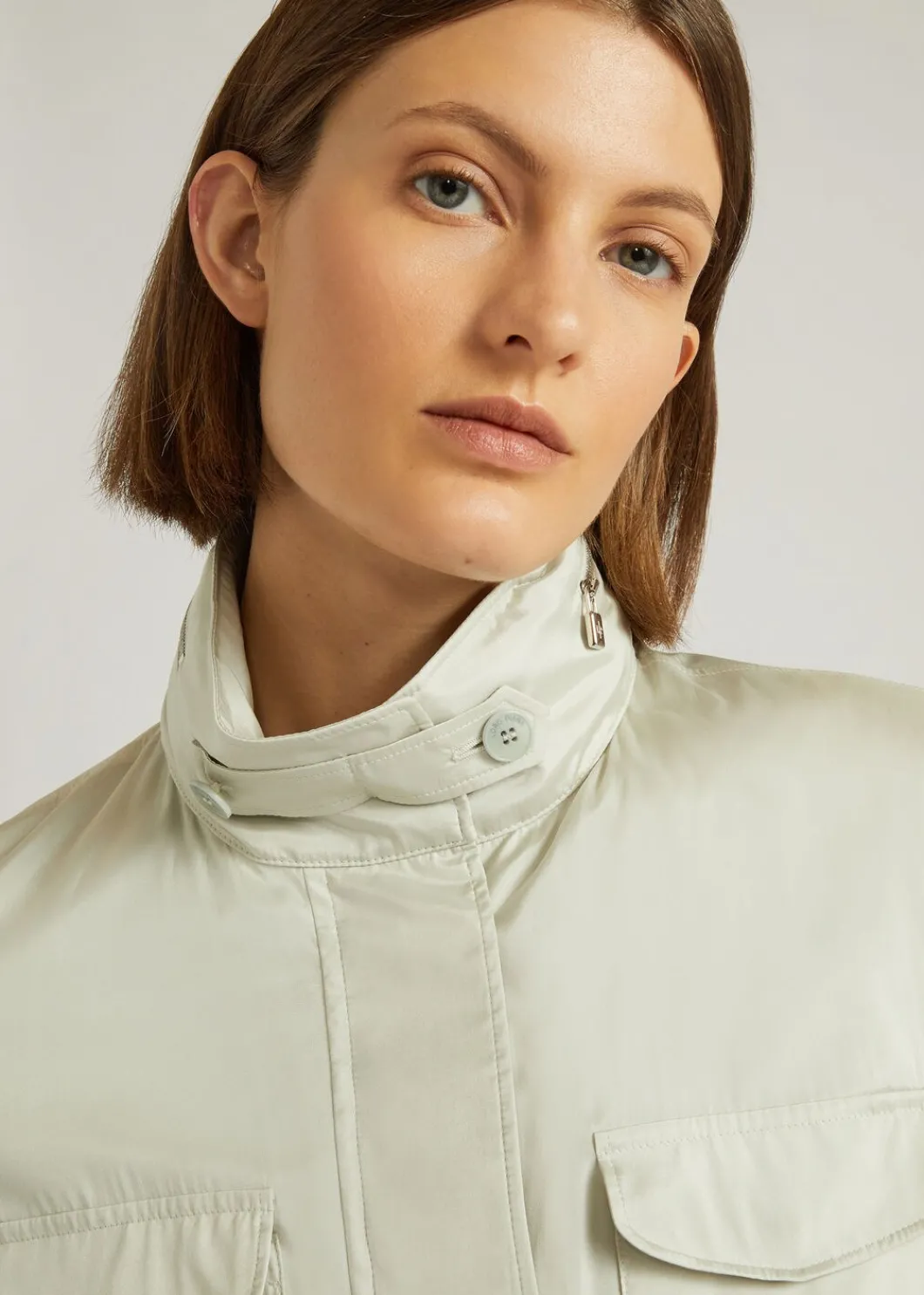 Discount Traveller Jacket Woman Jackets & Gilets