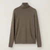 Hot Turtleneck Man Knitwear
