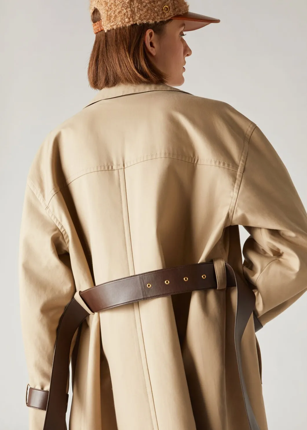 Discount Walt Coat Woman Coats & Capes