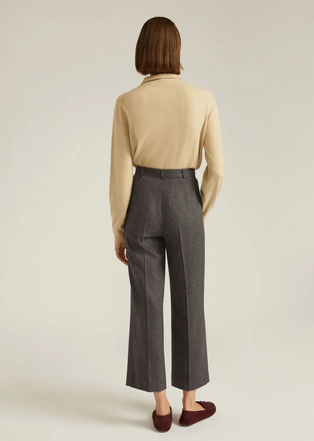 Store Yurik Pants Woman Trousers & Shorts