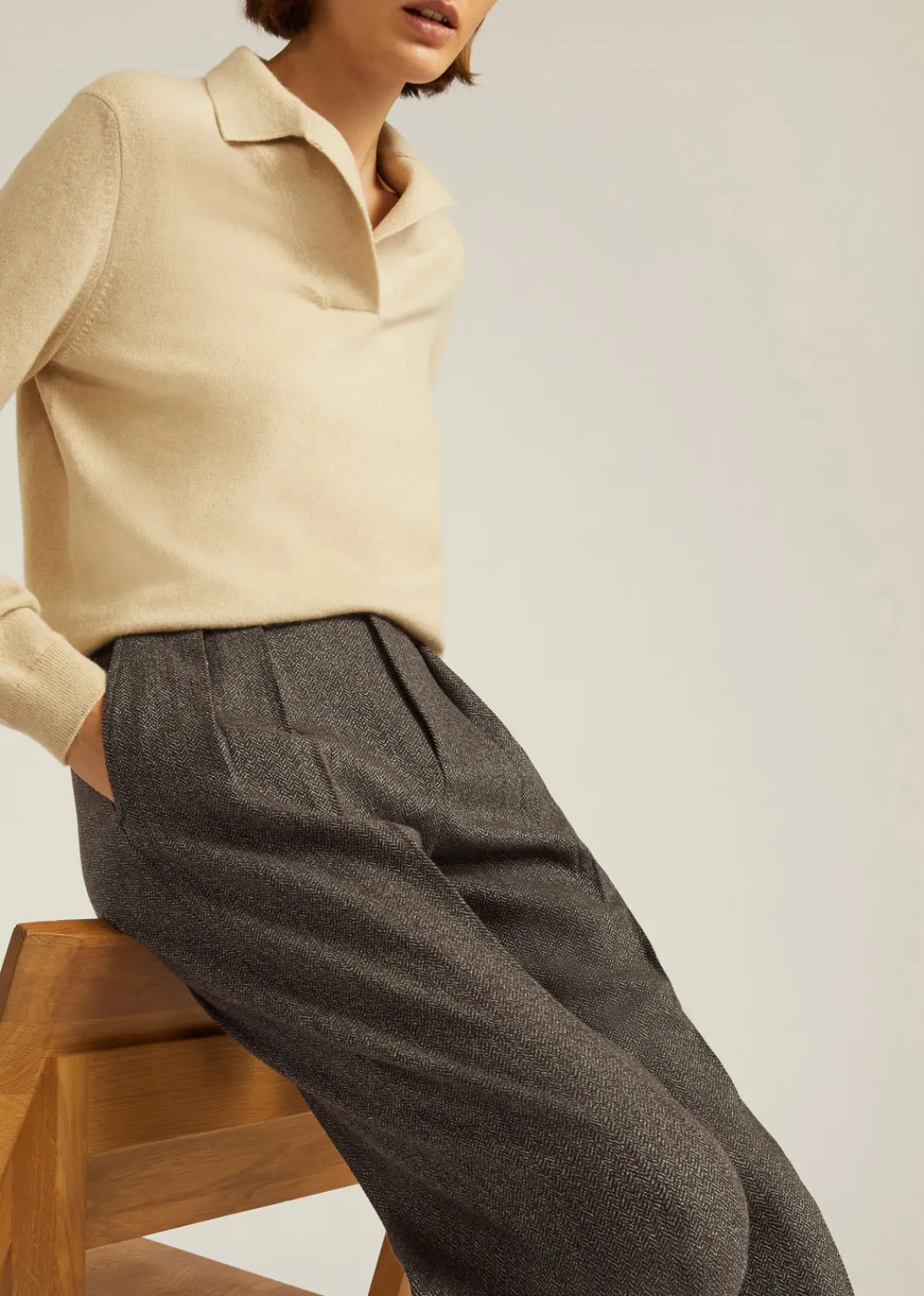 Store Yurik Pants Woman Trousers & Shorts